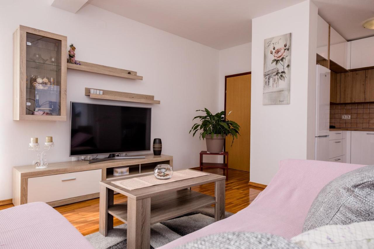 Zeljko Apartmani Лопар Екстер'єр фото