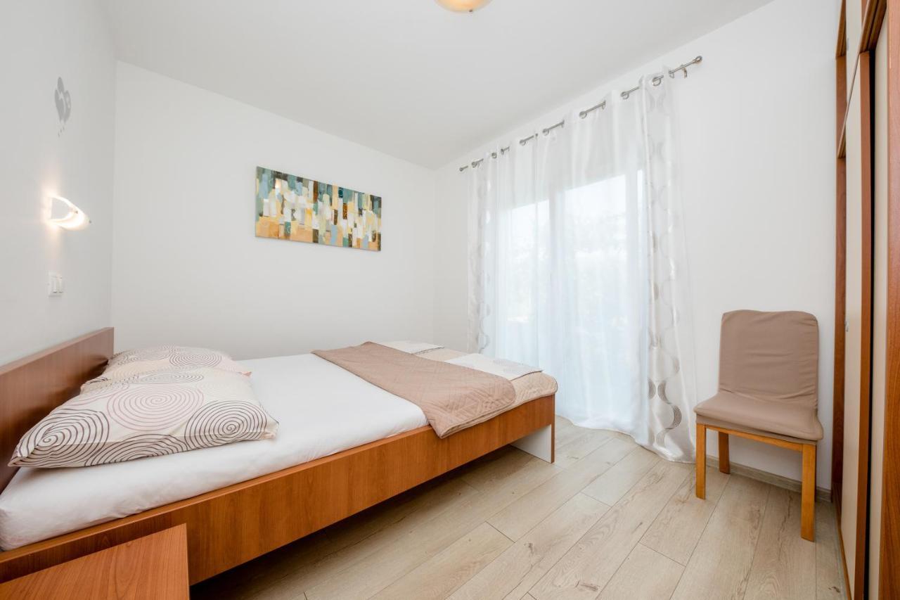 Zeljko Apartmani Лопар Екстер'єр фото